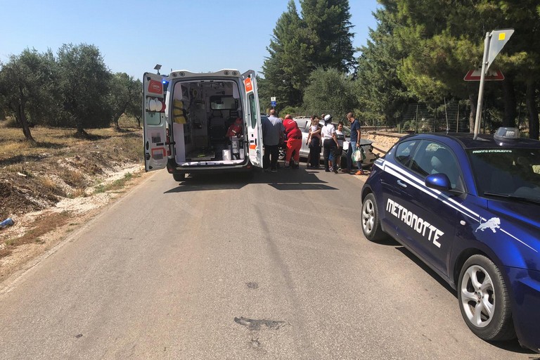 Incidente via Castel del Monte