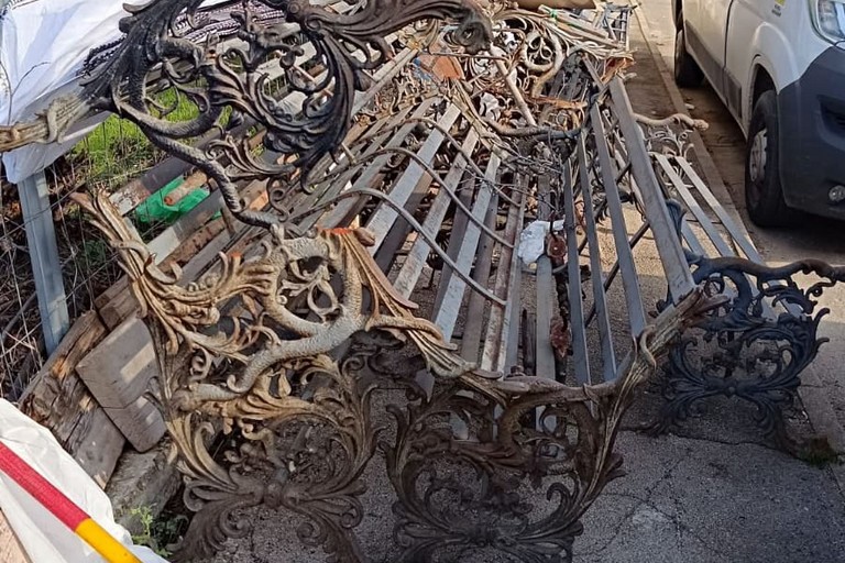 Le panchine di Piazza Sedile